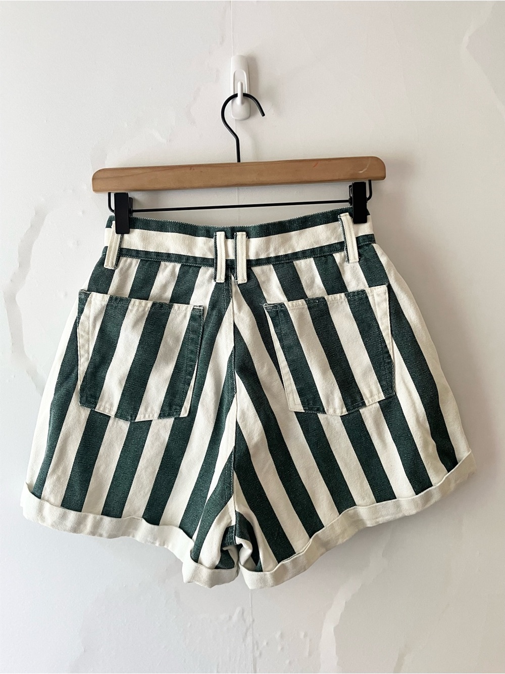 VINTAGE Striped High Waisted Denim Shorts - Picture 2 of 6